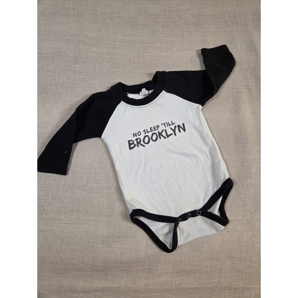 Monag Baby No Sleep Till Brooklyn Long Sleeve Bodysuit‎ Retro Hipster Sz 6 Mo.